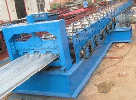 720樓承板成型設(shè)備