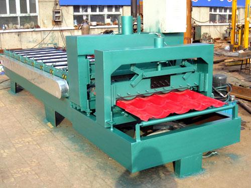 828加寬琉璃瓦成型設(shè)備