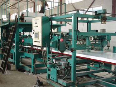 巖棉復(fù)合板機(jī)流水線