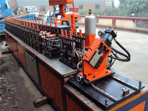 輕鋼龍骨機(jī)