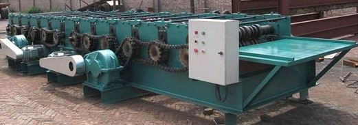 汽車廂板壓型設(shè)備