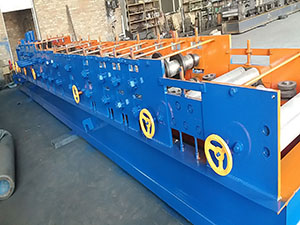 飛鋸C型鋼機(jī)