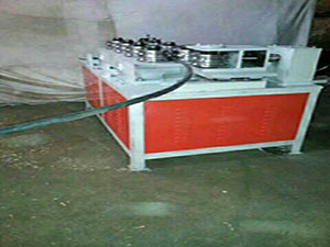 圓管方管打彎?rùn)C(jī)